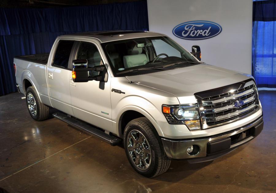  Ford F-150 Lariat 2013 года  (фото 15 из 23)